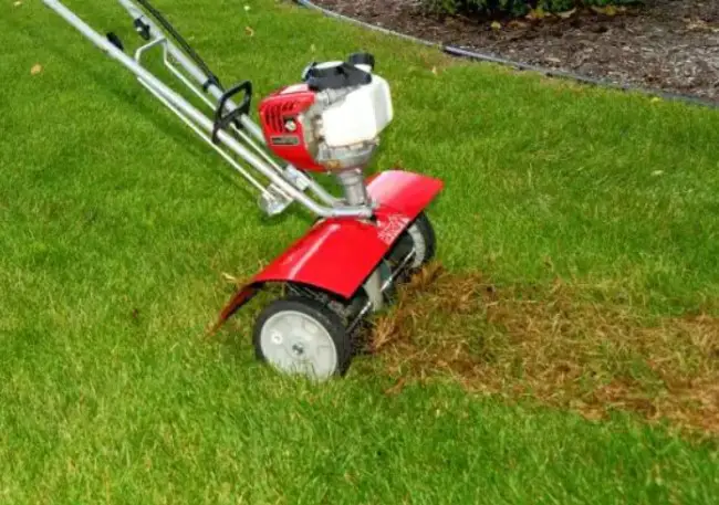 attachment Dethatcher