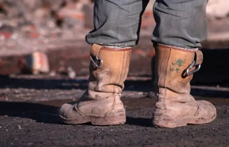 best pull on work boots reviews