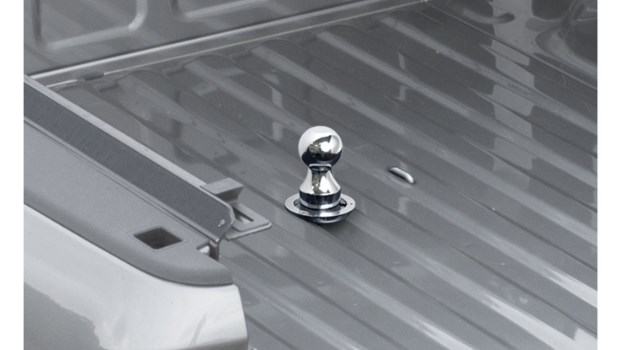 under the bed gooseneck trailer hitch