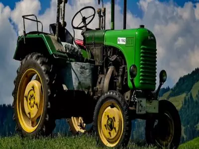 Green tractor
