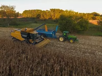 how to clean a diesel fuel tank on a tractor